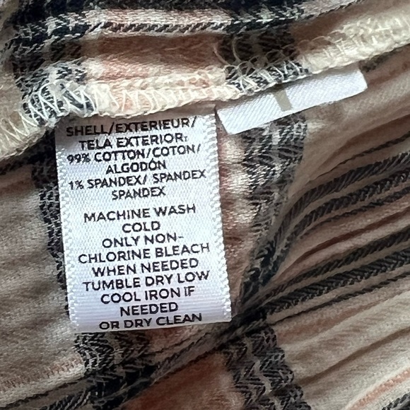 ⭐️BOGO FREE⭐️ LOFT Ruffled Peplum Blouse with Mandarin Collar - Picture 5 of 9